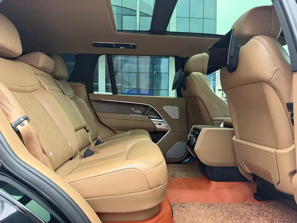 Land Rover Range Rover — миниатюра 6