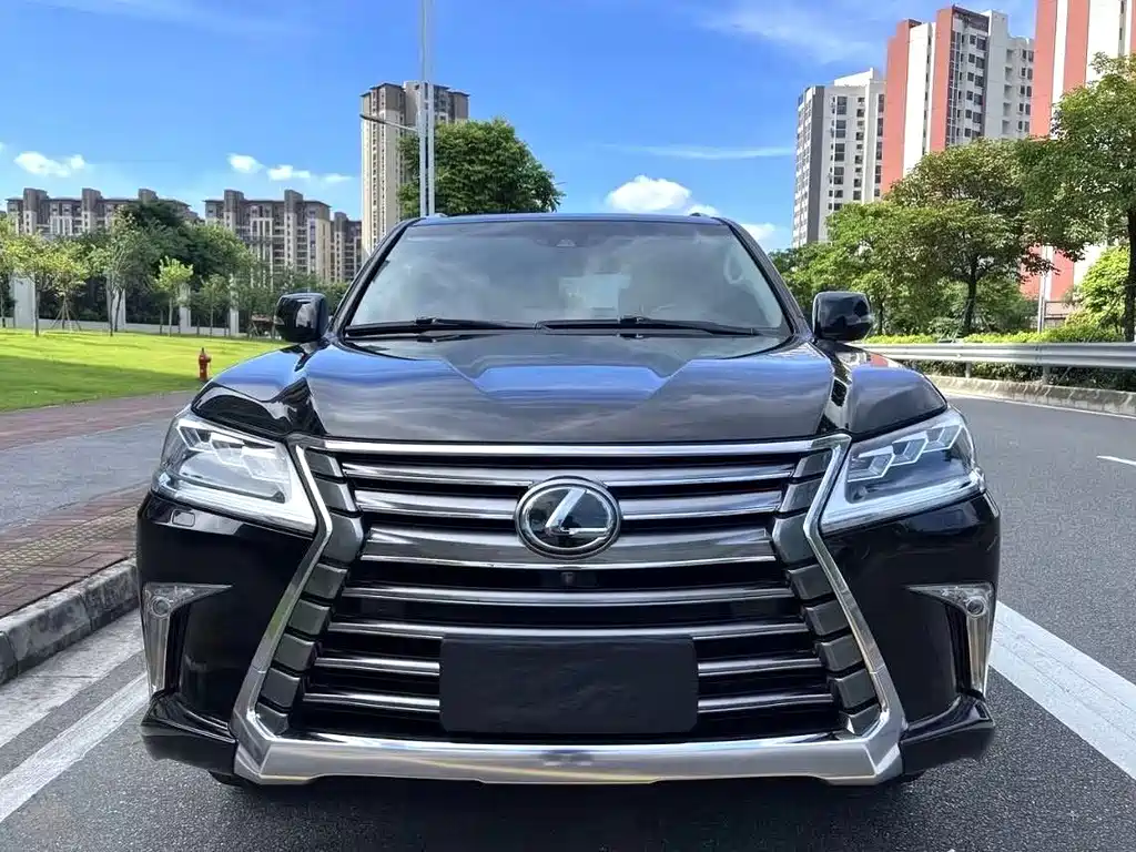 Lexus LX — миниатюра 2