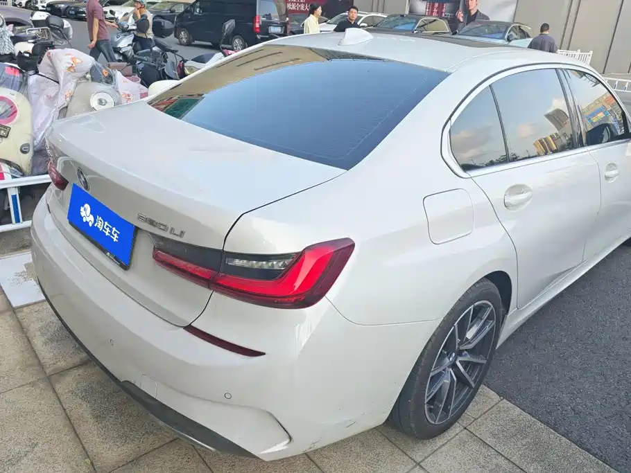 BMW 3 Series — миниатюра 3