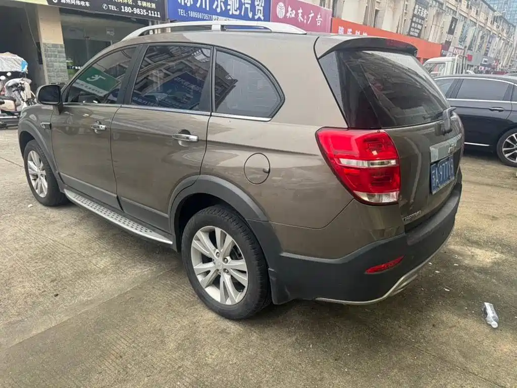 Chevrolet Captiva — миниатюра 5
