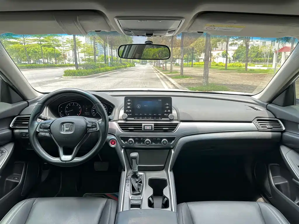 Honda Accord — миниатюра 5