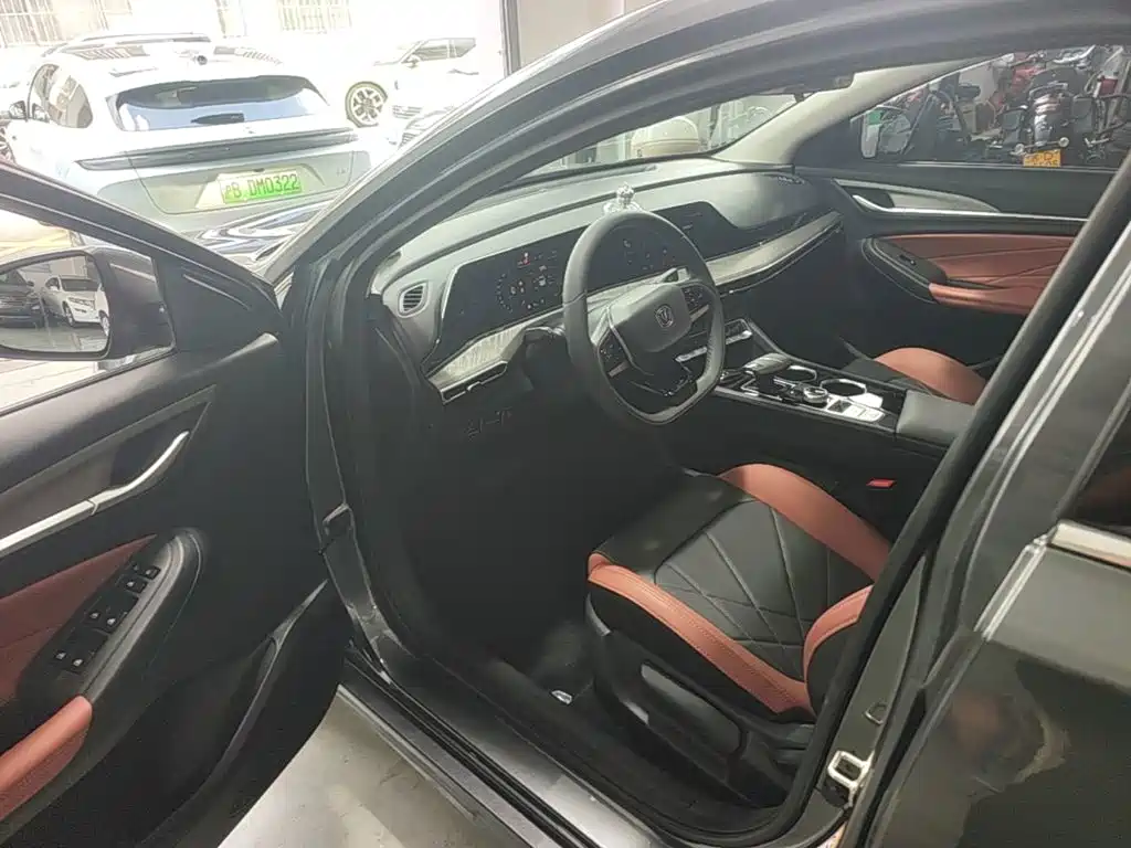 Changan Eado — миниатюра 16