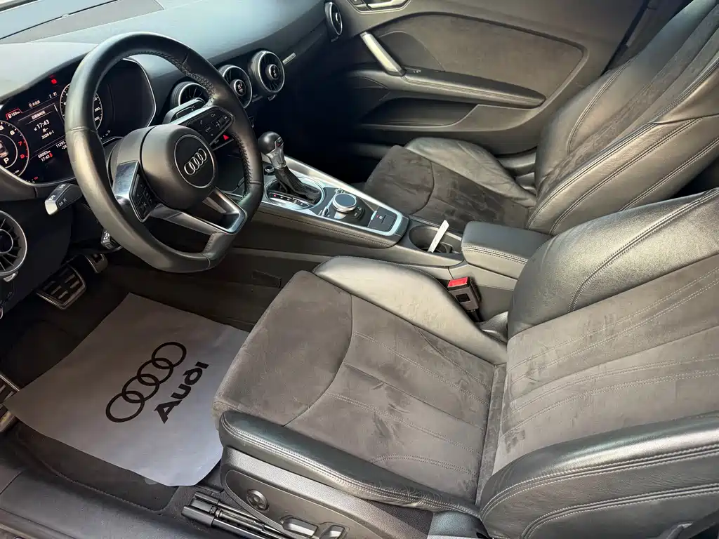 Audi TT 2017 TT Coupe 45 TFSI quattro