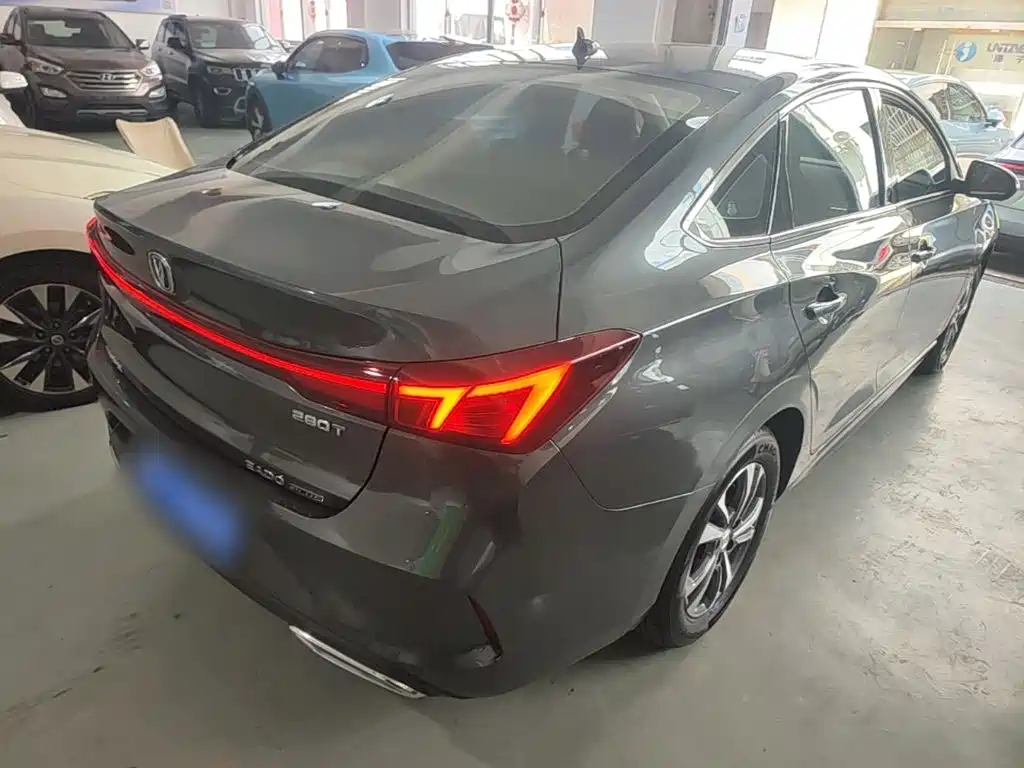 Changan Eado — миниатюра 7
