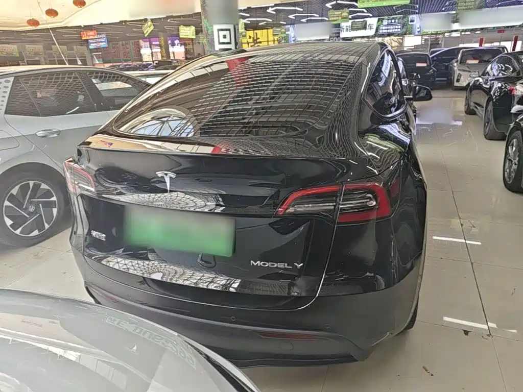 Tesla Model Y — фотографии объявления, Фото 7