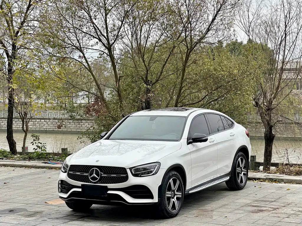 Mercedes-Benz GLC Coupe 2022