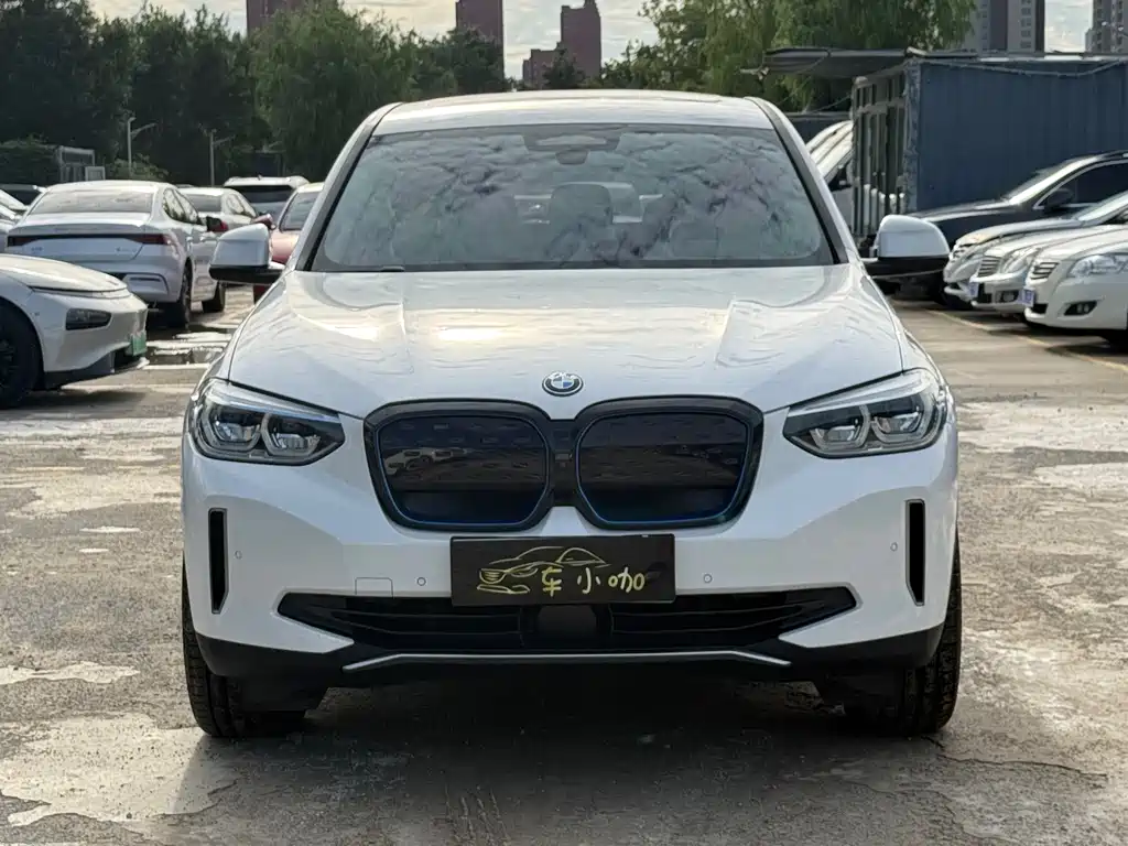 BMW iX3 — миниатюра 2