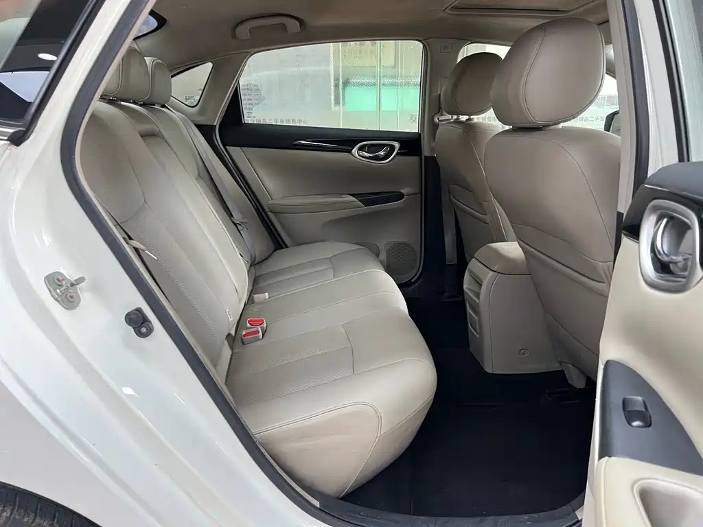 Nissan Sylphy — миниатюра 9
