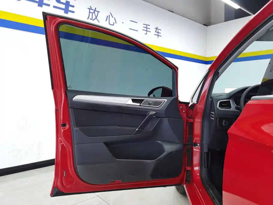 Volkswagen Golf Sportsvan — миниатюра 7