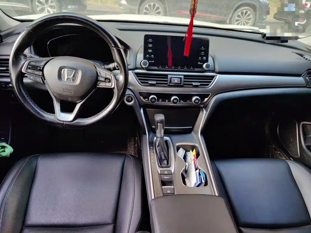 Honda Accord — миниатюра 5