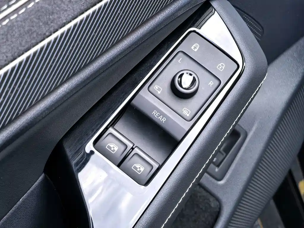 Volkswagen ID.7 VIZZION — миниатюра 21