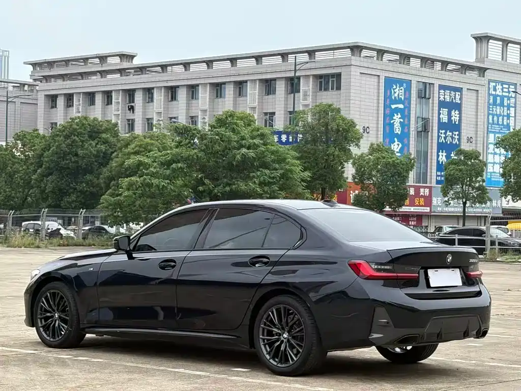 BMW 3 Series — миниатюра 12