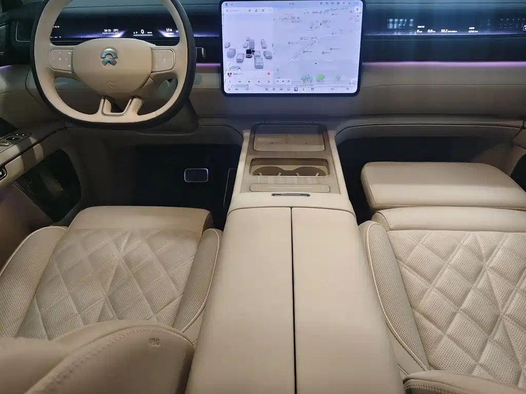 NIO ES8 — миниатюра 9