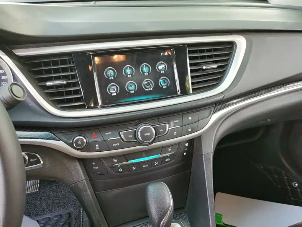 Buick Excelle — миниатюра 13