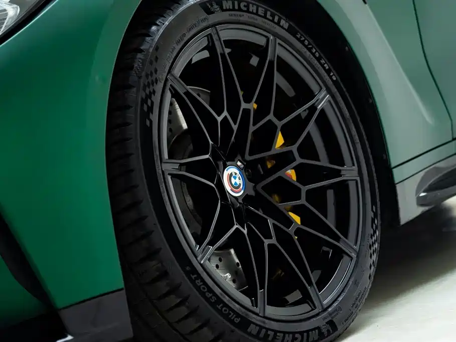 BMW M4 2022 M4