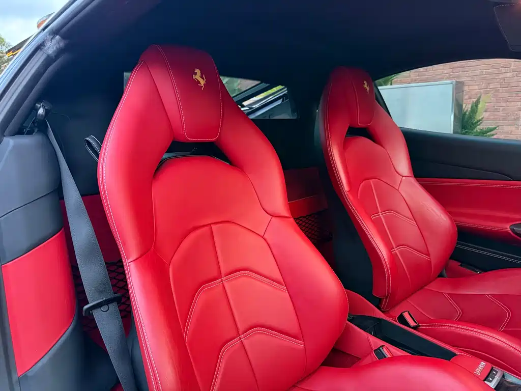 Ferrari 488 — миниатюра 9