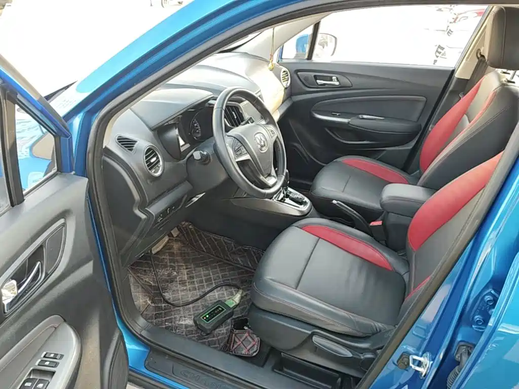Changan CS15 — миниатюра 16
