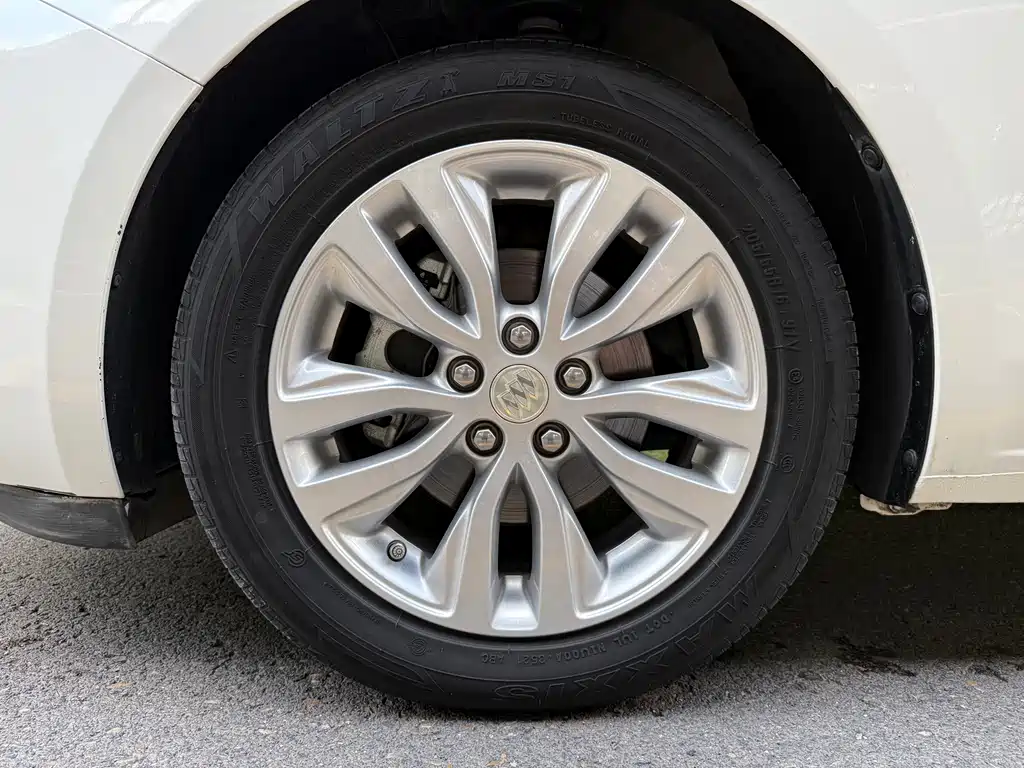 Buick Excelle — миниатюра 20