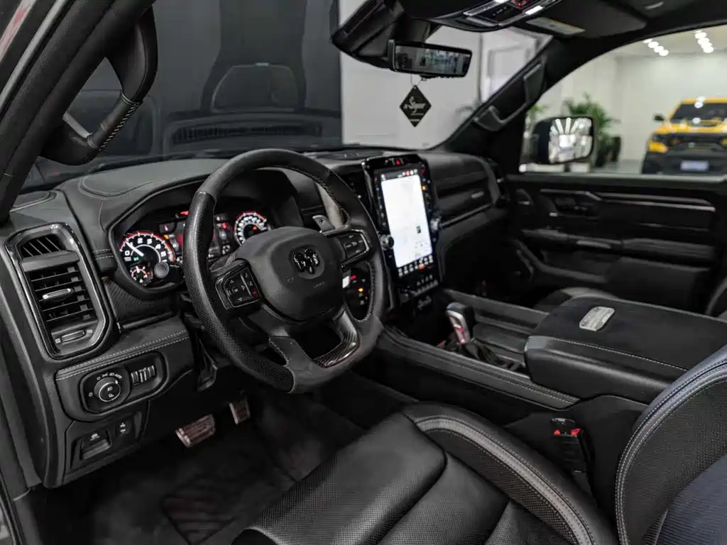 Ram Trucks 2022 6.2T