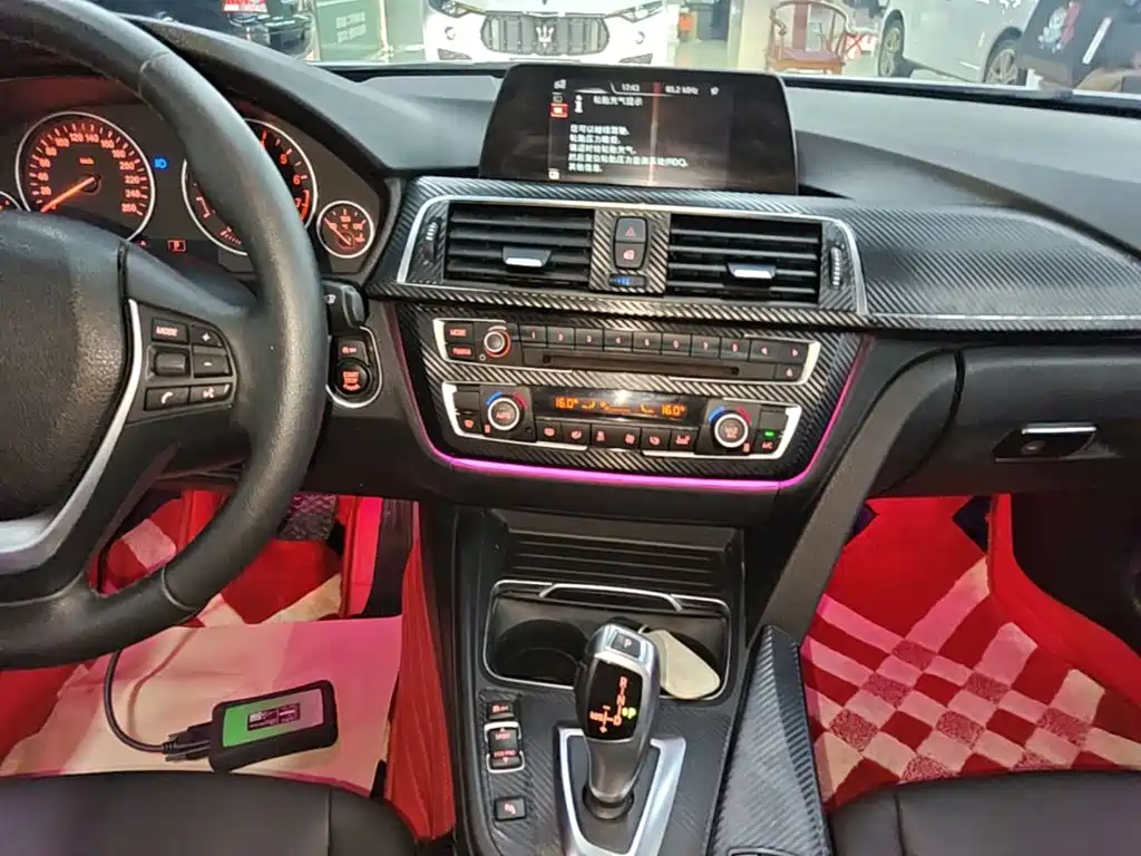 BMW 3 Series — миниатюра 13