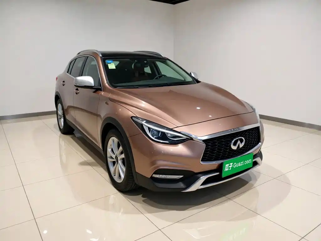 Infiniti QX30 — миниатюра 3