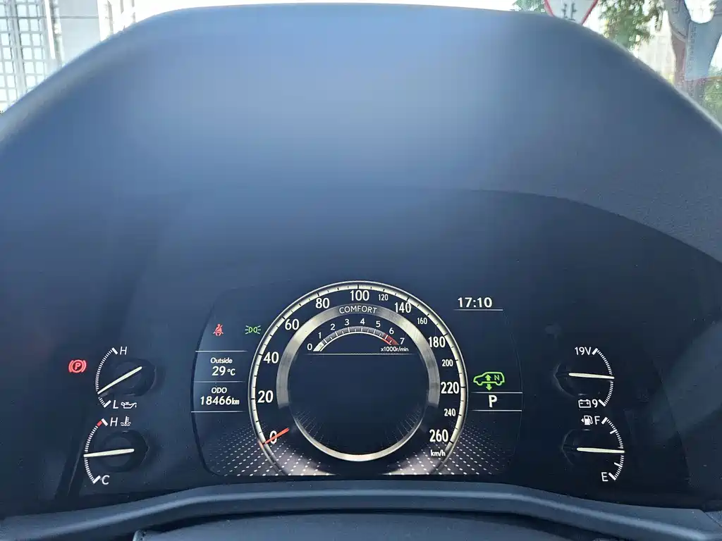 Lexus LX — миниатюра 12