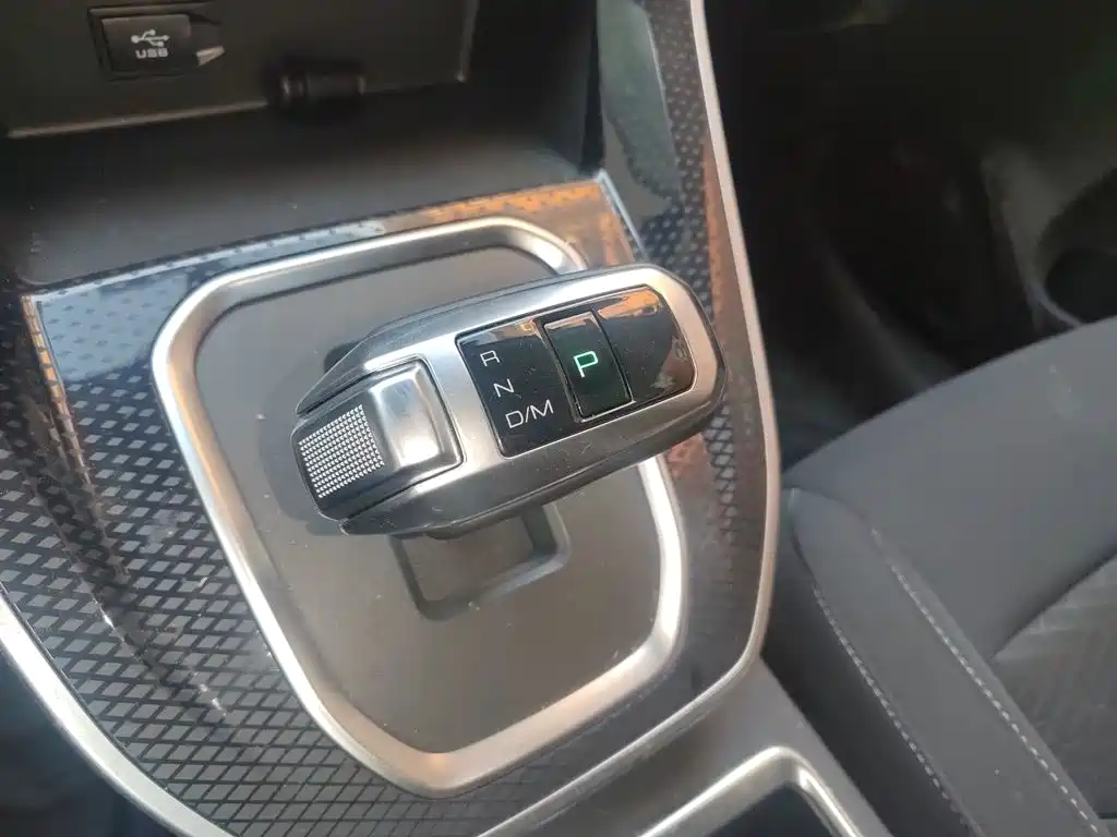 Haval M6 — миниатюра 10