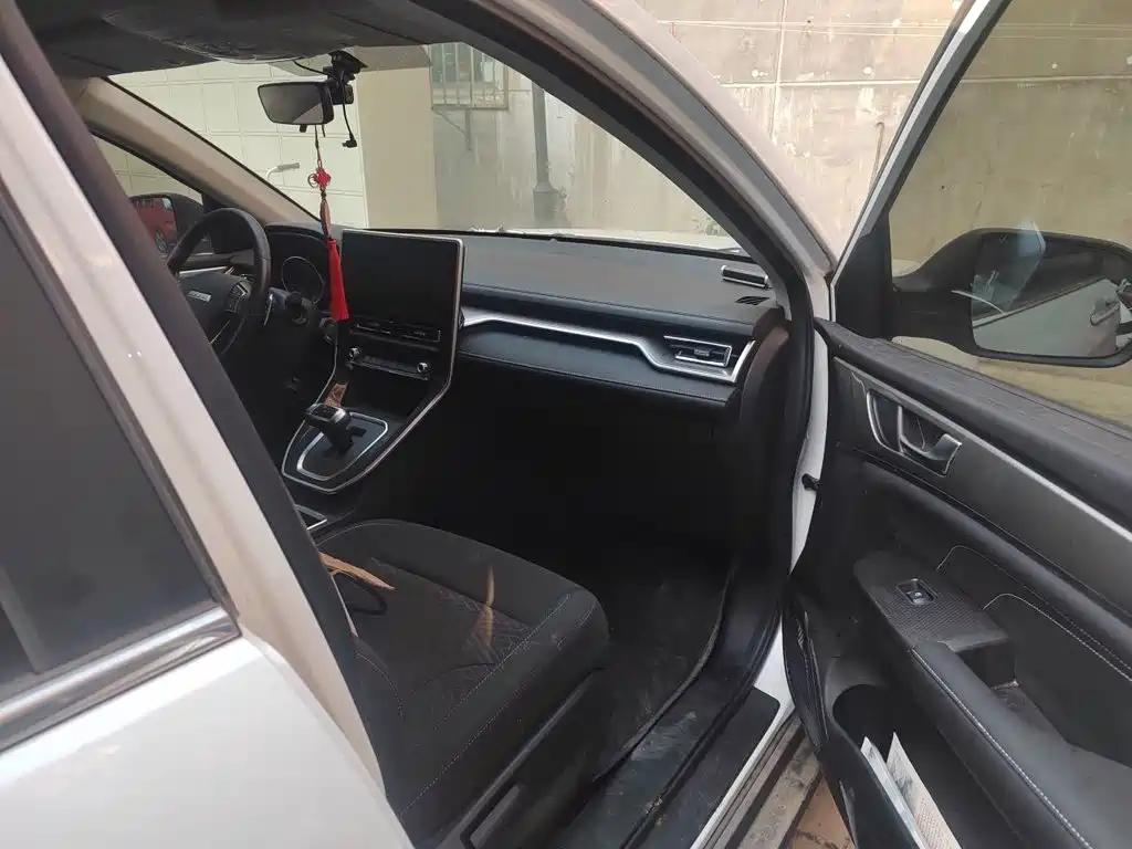Haval M6 — миниатюра 19