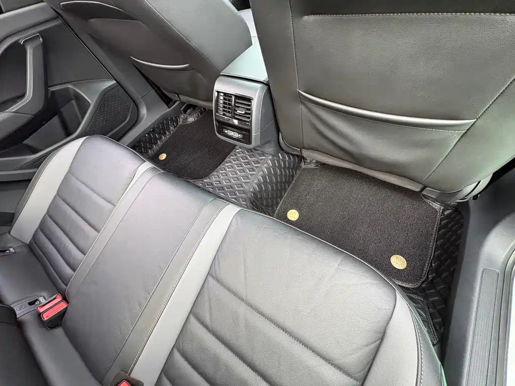 Volkswagen Sagitar — миниатюра 14