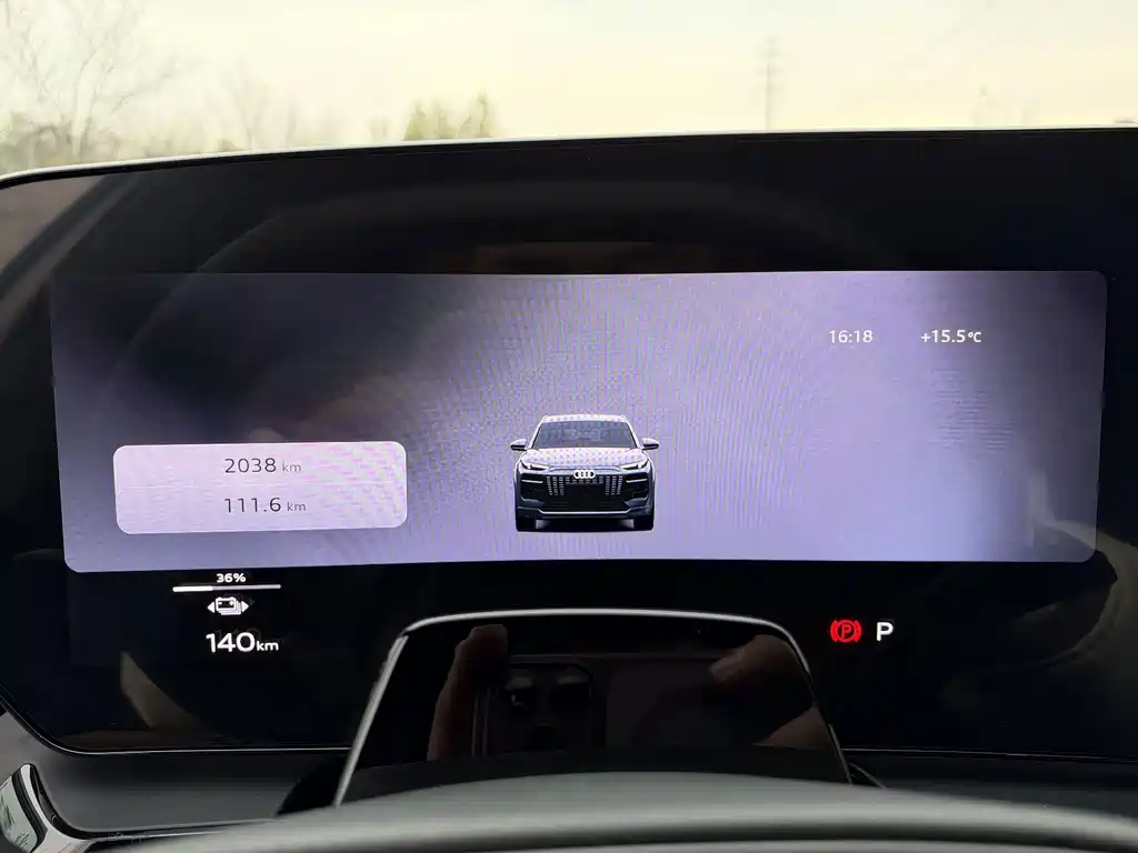Audi Q6L e-tron — миниатюра 10