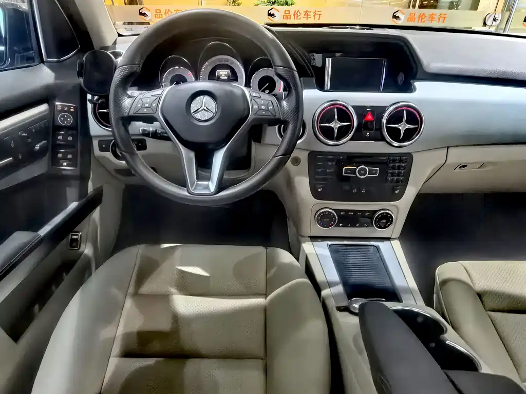 Mercedes-Benz GLK-Class — миниатюра 11