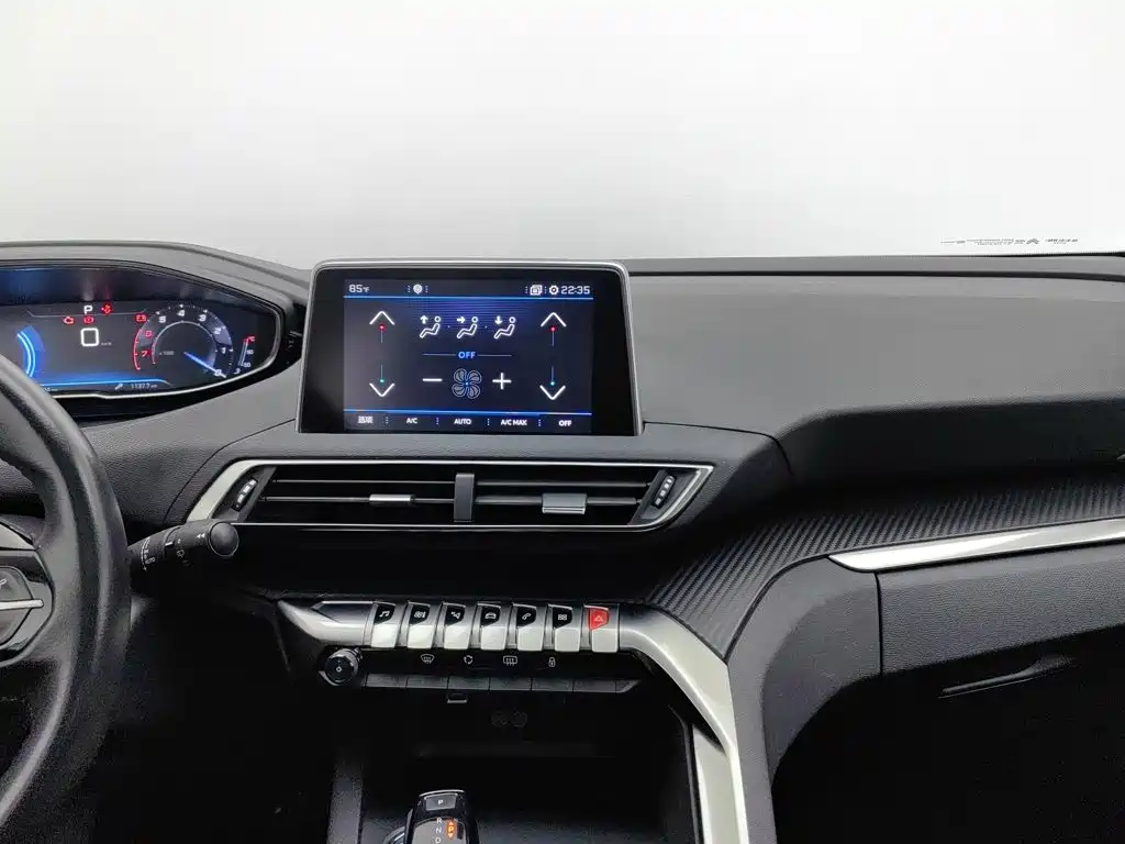 Peugeot 4008 — миниатюра 12