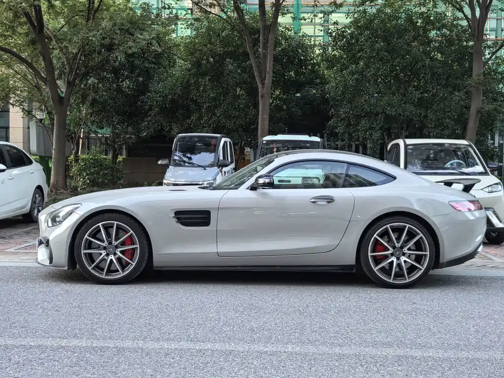 Mercedes-Benz AMG GT — миниатюра 10