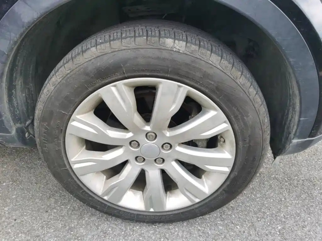 Land Rover Discovery Sport — миниатюра 24