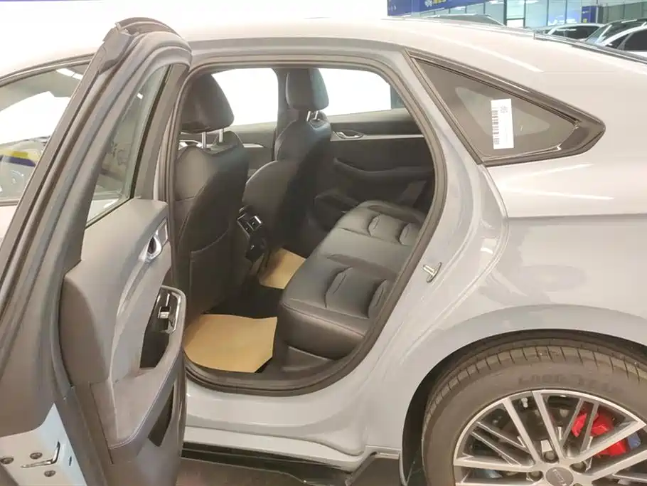 GEELY AUTOMOBILE XINGRUI