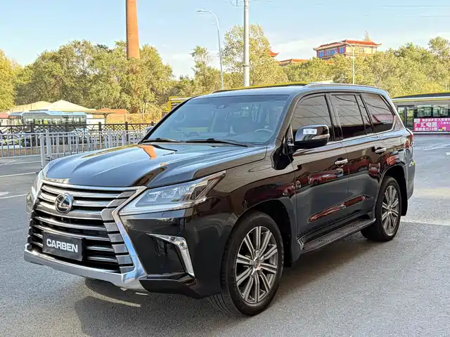 LEXUS LX 2017