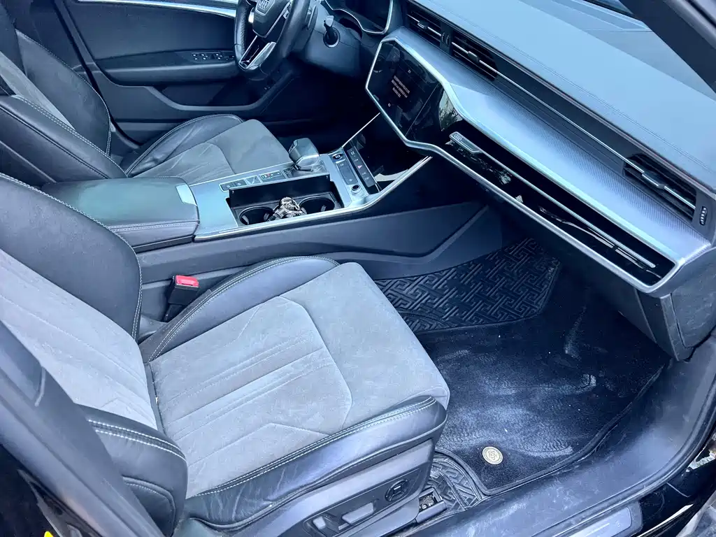 Audi A6L — миниатюра 11