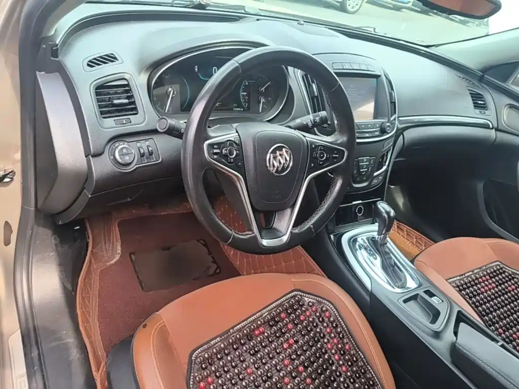 Buick Regal — миниатюра 10