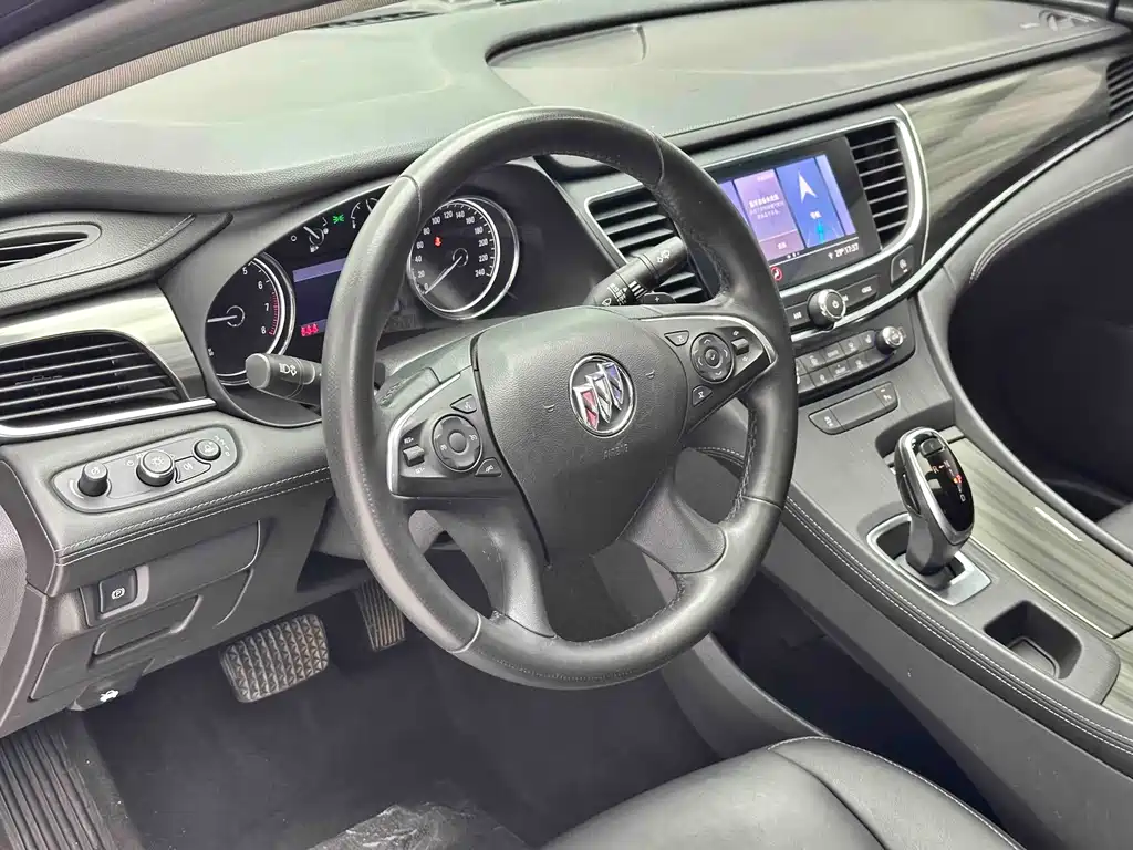 Buick LaCrosse — миниатюра 12