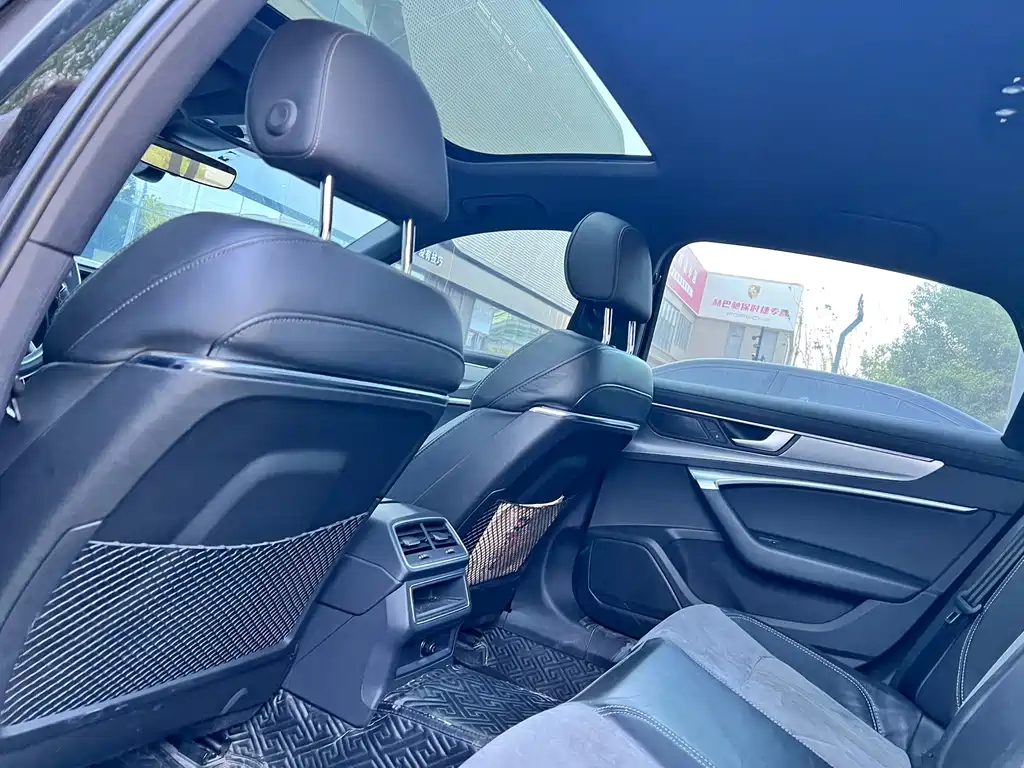 Audi A6L — миниатюра 12