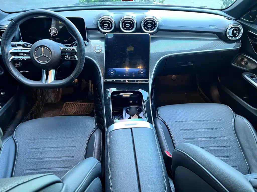 Mercedes-Benz C-Class — миниатюра 6