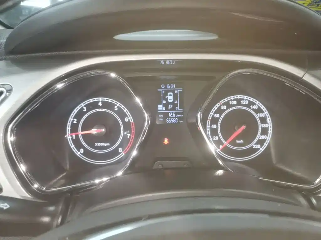 JAC Refine S2 — миниатюра 12