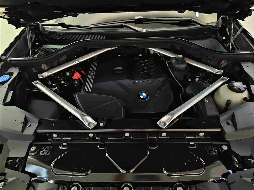 BMW X5 — миниатюра 12
