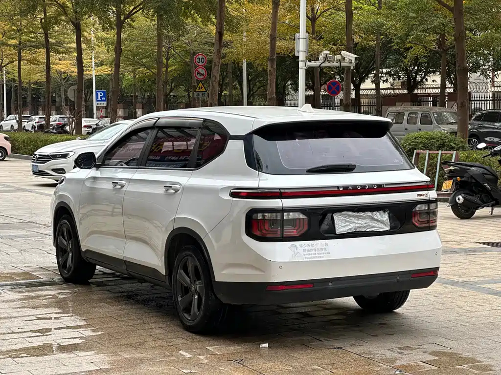 Baojun RM-5 — миниатюра 6