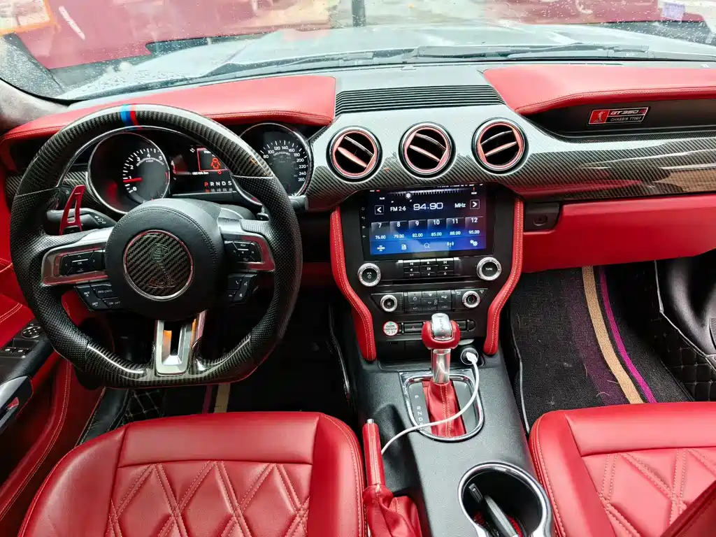 Ford Mustang 2.3T Performance Edition, фото 6