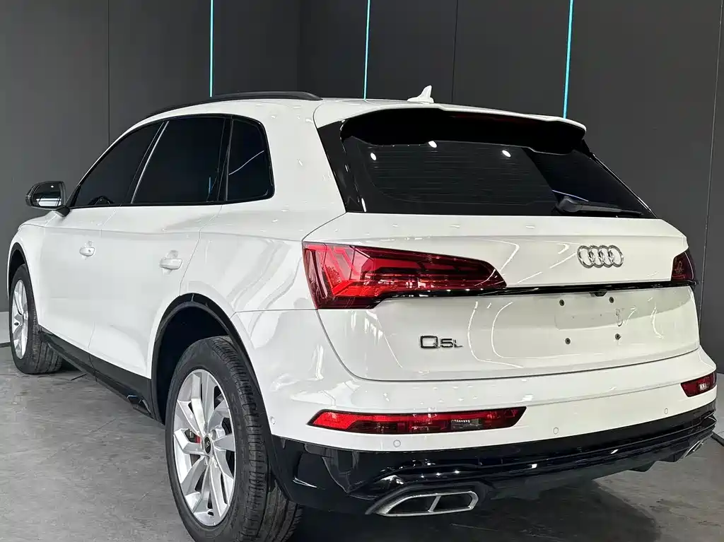 Audi Q5L 2022 40T Luxury