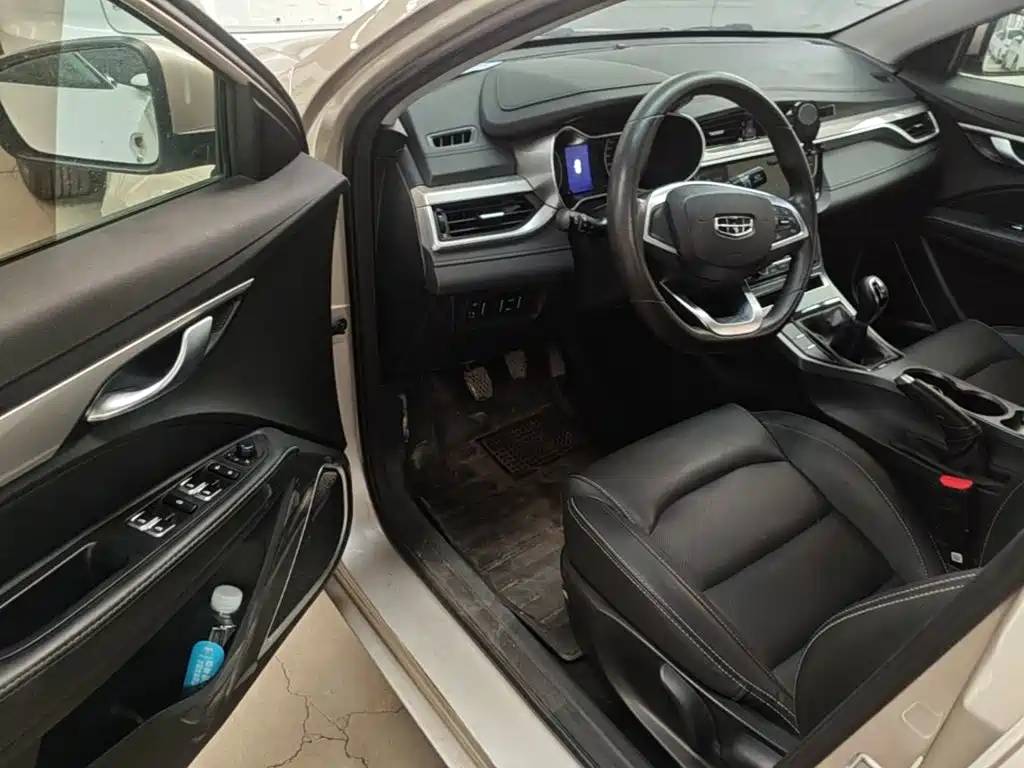 Geely Emgrand — миниатюра 16