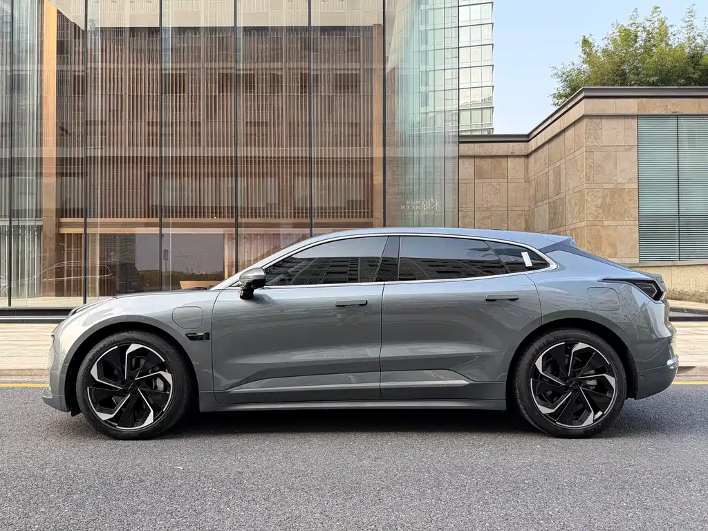 ZEEKR EXTREME KRYPTON 001