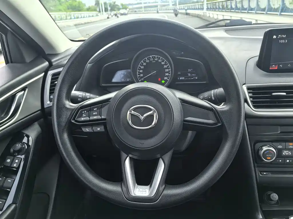 Mazda 3 Axela — миниатюра 15