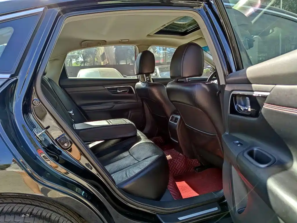 Nissan Teana — миниатюра 11